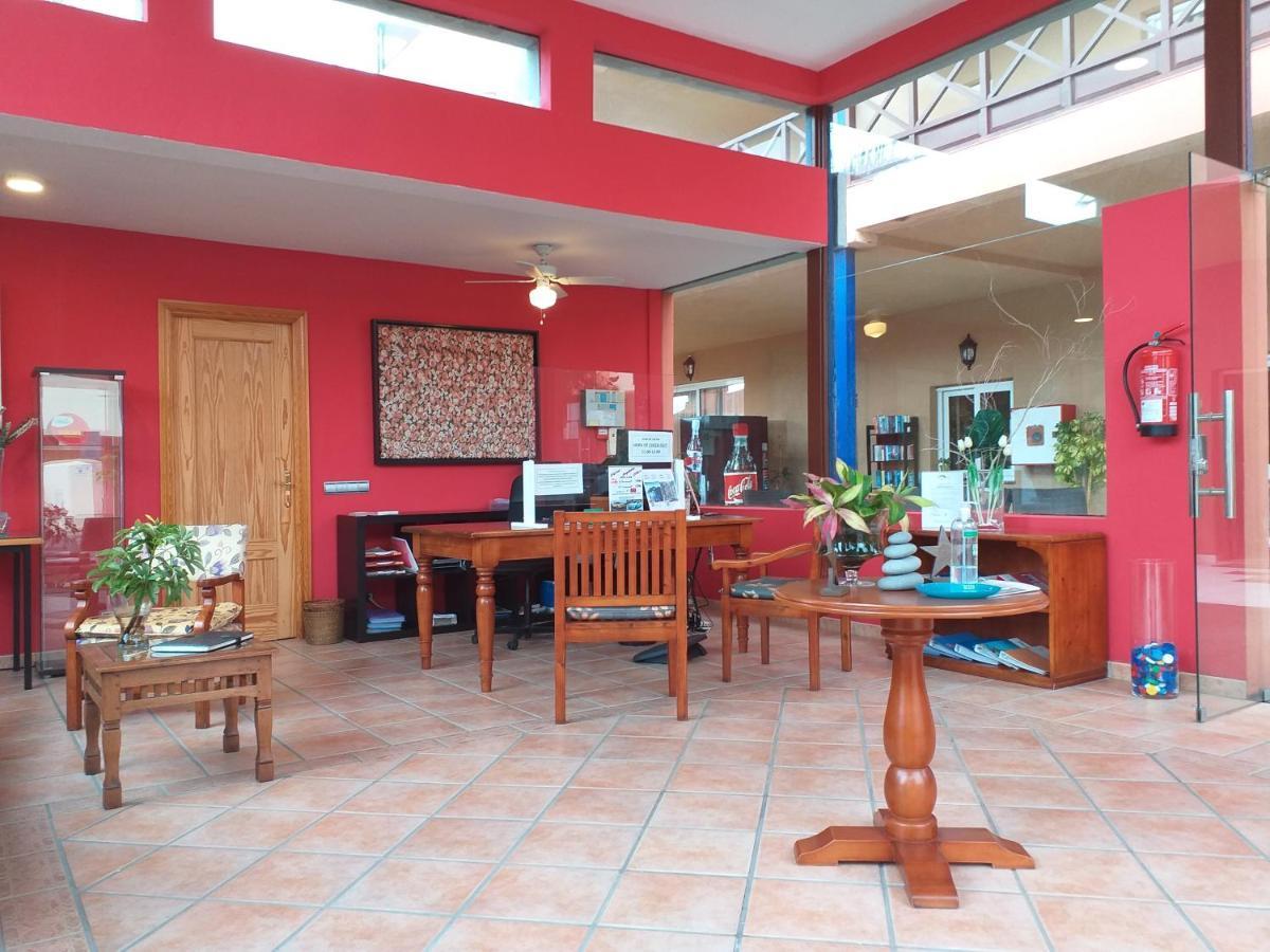 Aparthotel El Cerrito Playa Cancajos.- BreNa Baja  Exteriör bild
