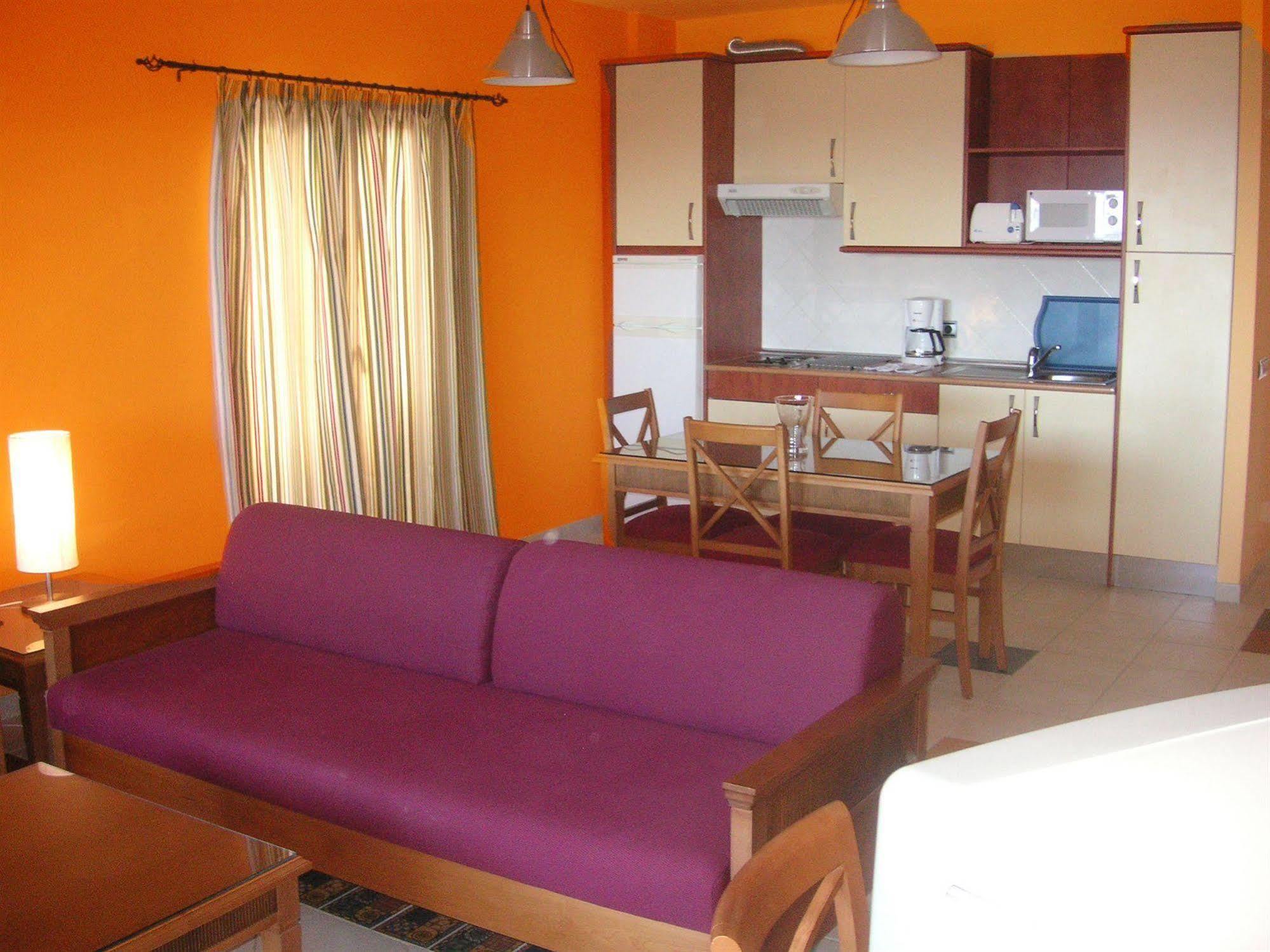 Aparthotel El Cerrito Playa Cancajos.- BreNa Baja  Exteriör bild